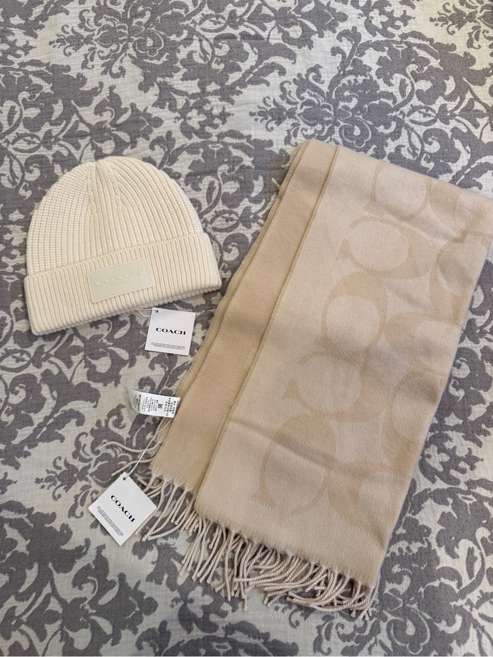 Coach Beige/Cream Knit Beanie and Signature Scarf Set